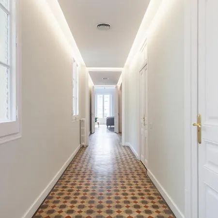6 dormitorios en Apartamento Modernista en el Corazon de Barcelona Barcelona