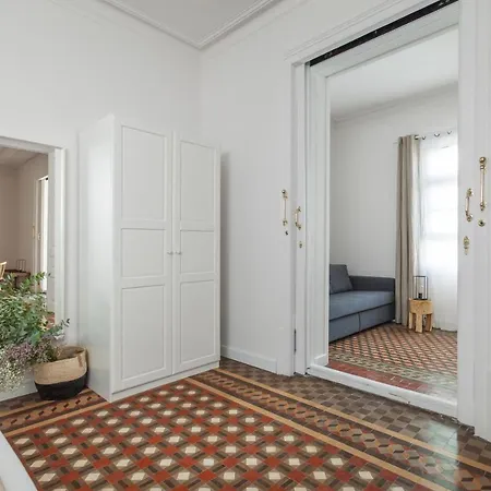 6 En Modernista En El Corazon De Apartment Barcelona